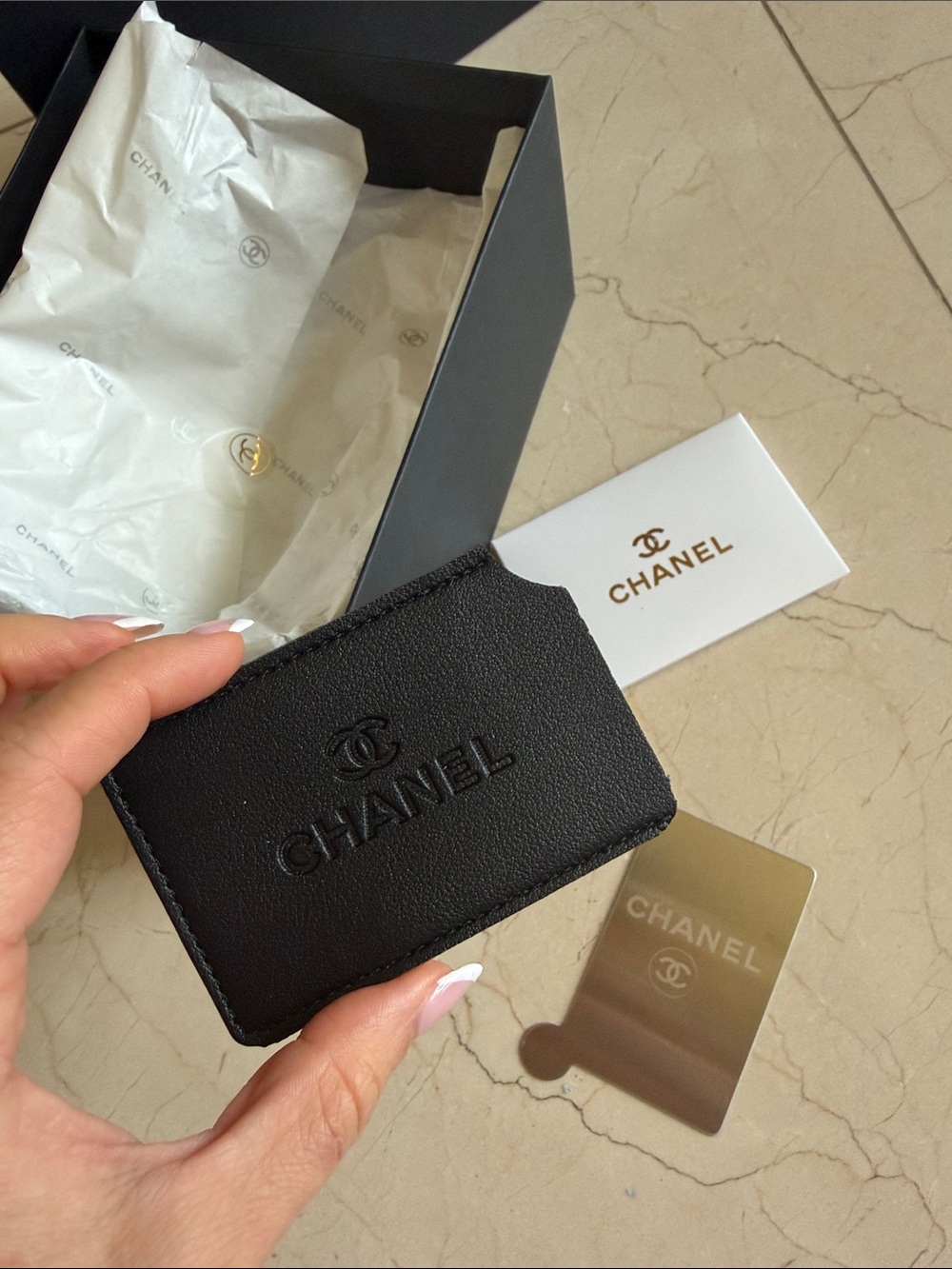 CHANEL compact mirror portable Black Embossed Leather Card Sleeve in box - Picture 5 of 12
